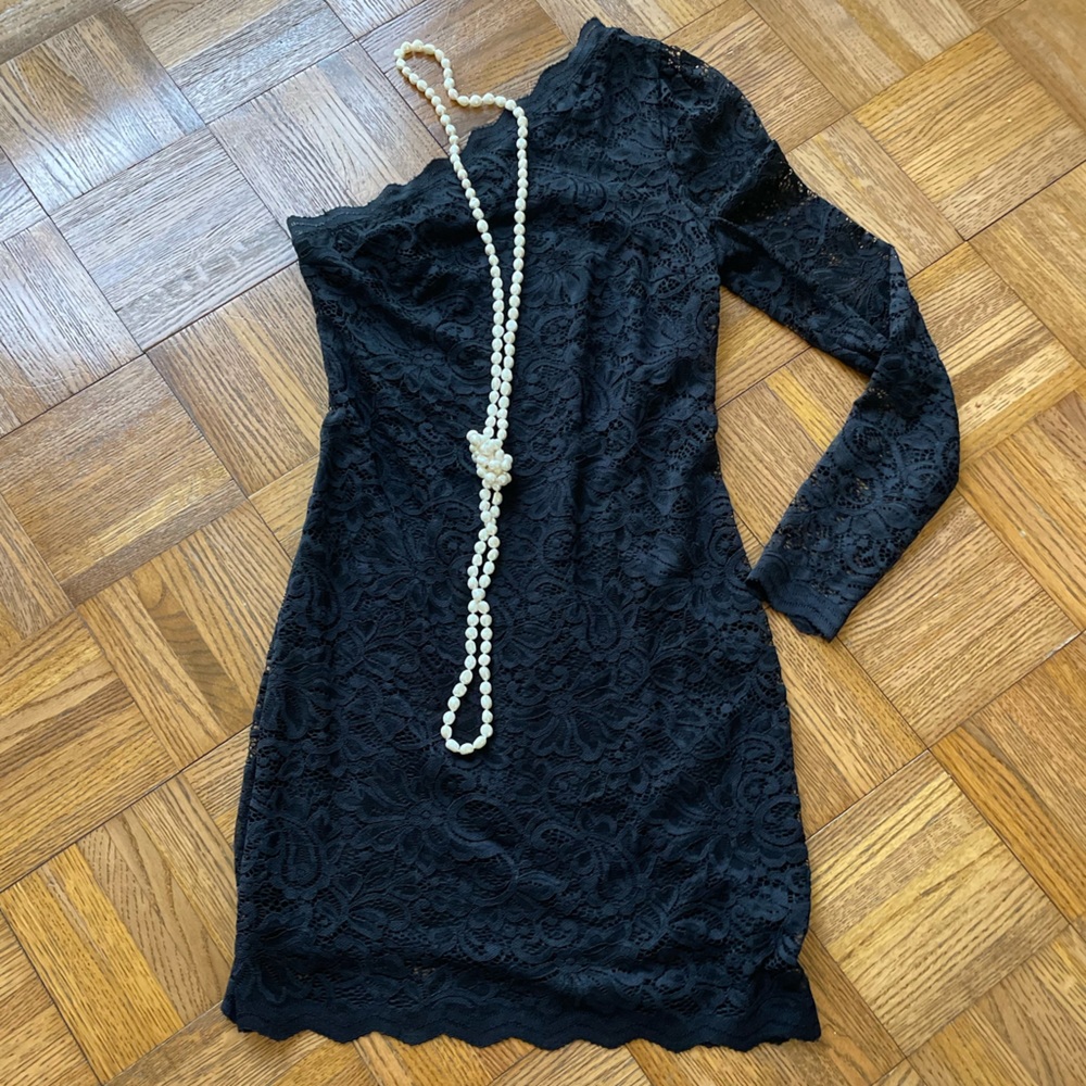 Beautiful Express black lace dress small